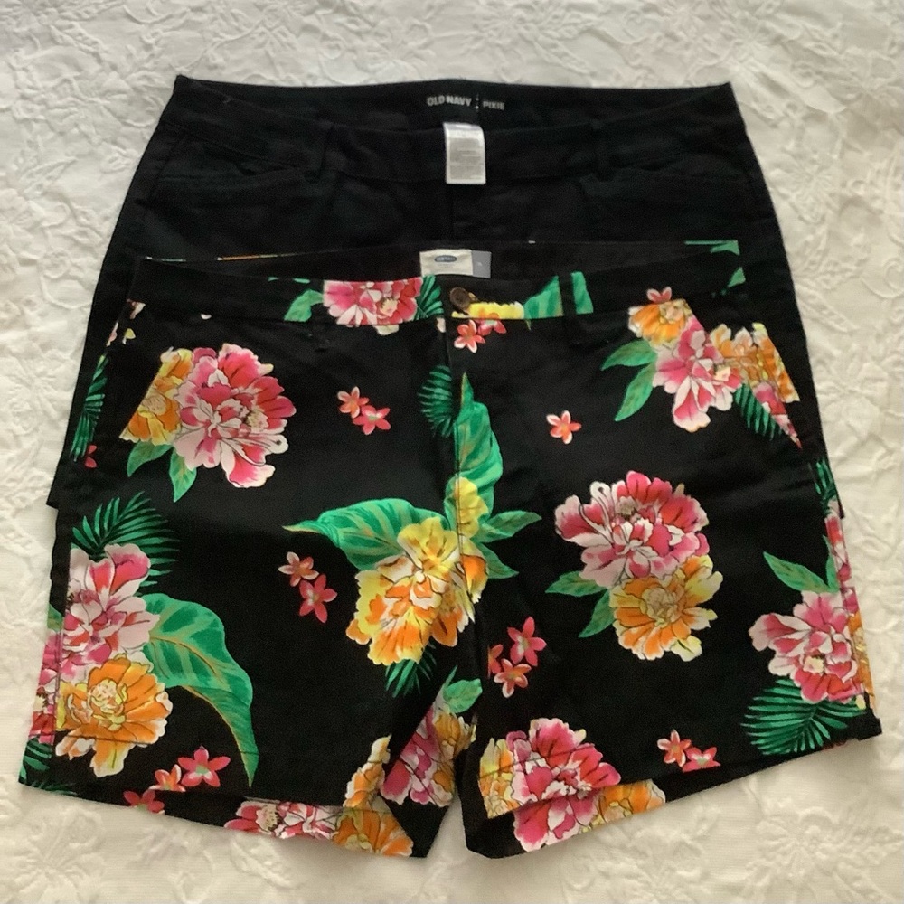 Old Navy Women's Black Shorts with Floral Print